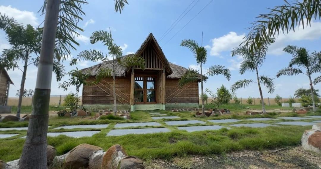 Vanya The Exotic World Resort Hampi Exterior foto